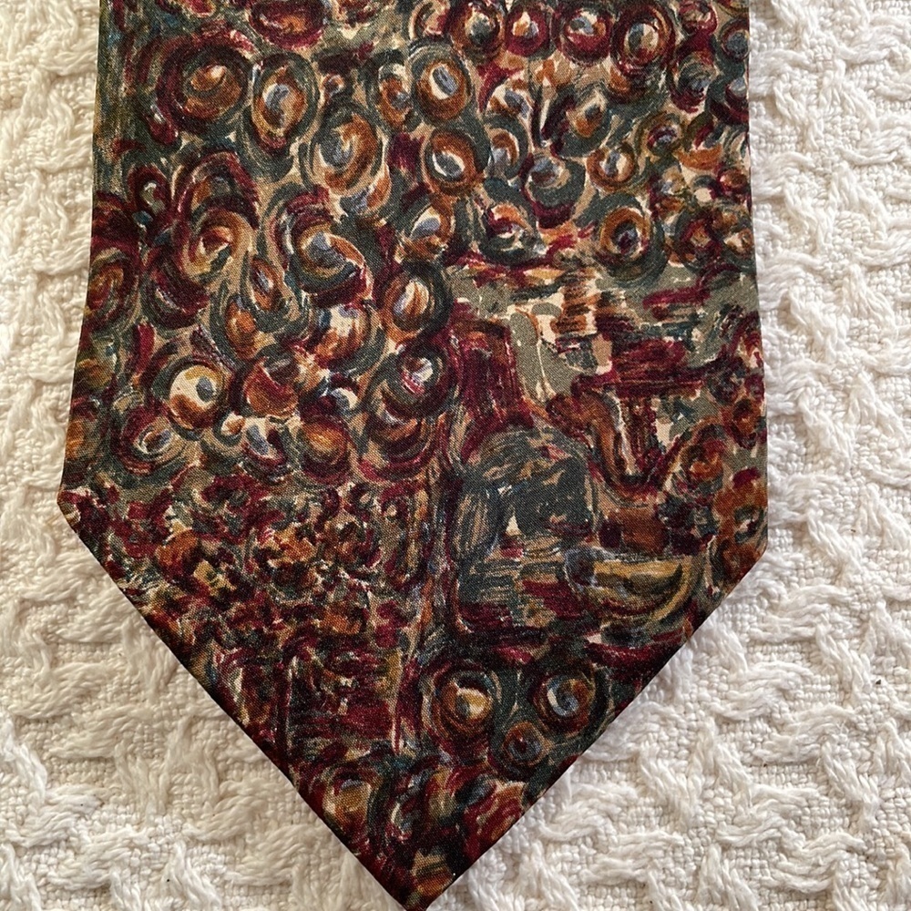 VALENTINO CRAVATTE Men's Luxury Swirly Tie Made in Italy - Picture 2 of 11